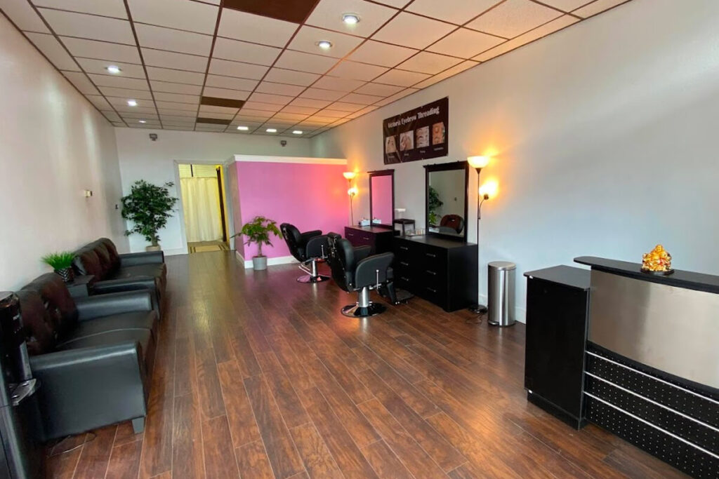 Victoria Eyebrow Threading